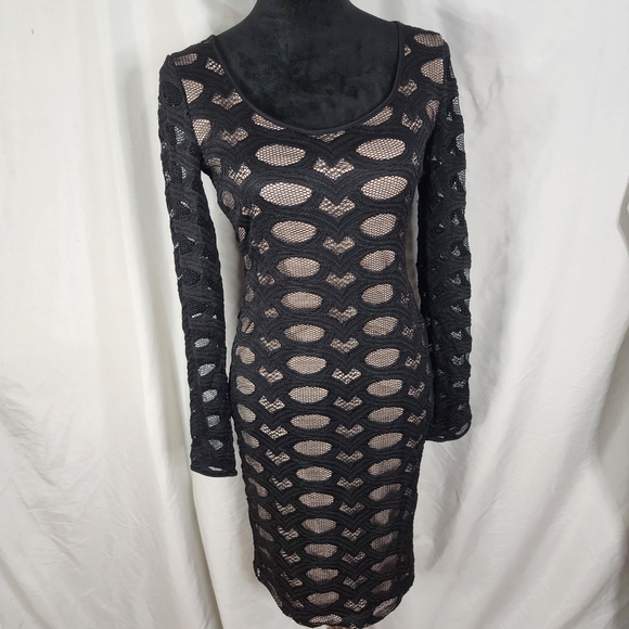 BCBGMaxazria Size Small Black Mesh Knit Lace Tanya Bodycon Dress Tan Lining - Picture 9 of 11